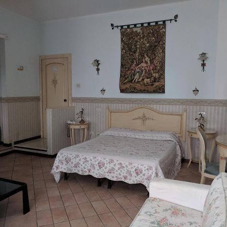 D'Elite Room & Breakfast Феррара Экстерьер фото